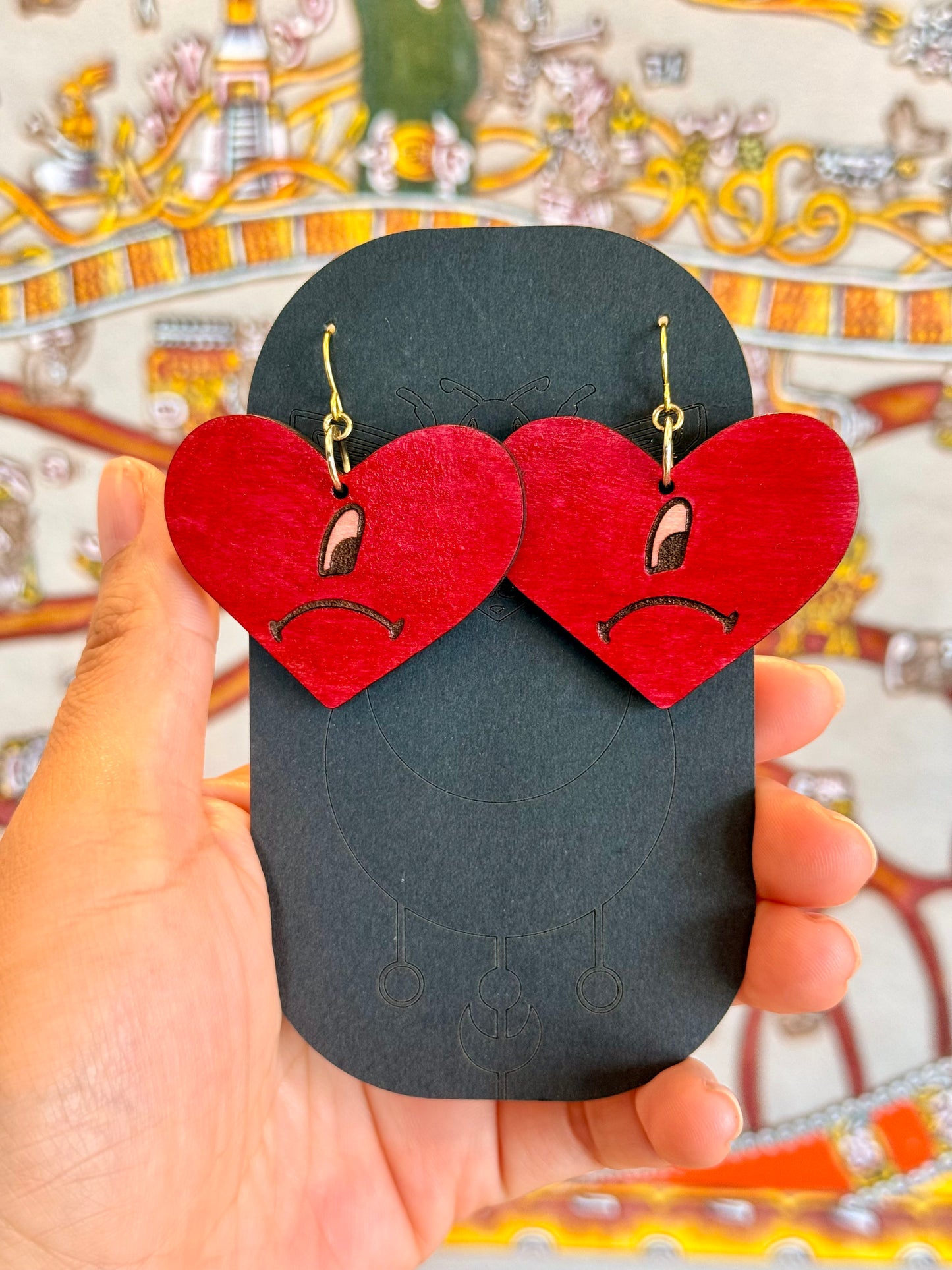 Aretes de corazón de Bad Bunny