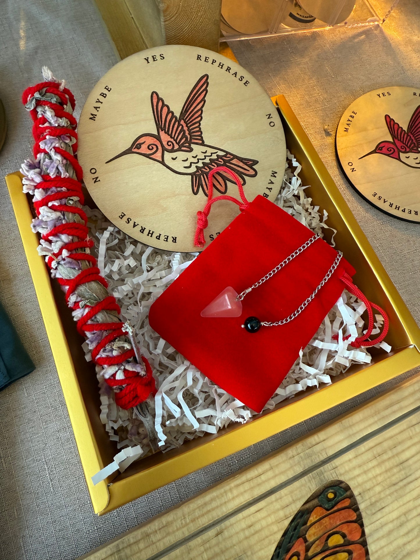 Pink Hummingbird Pendulum Set