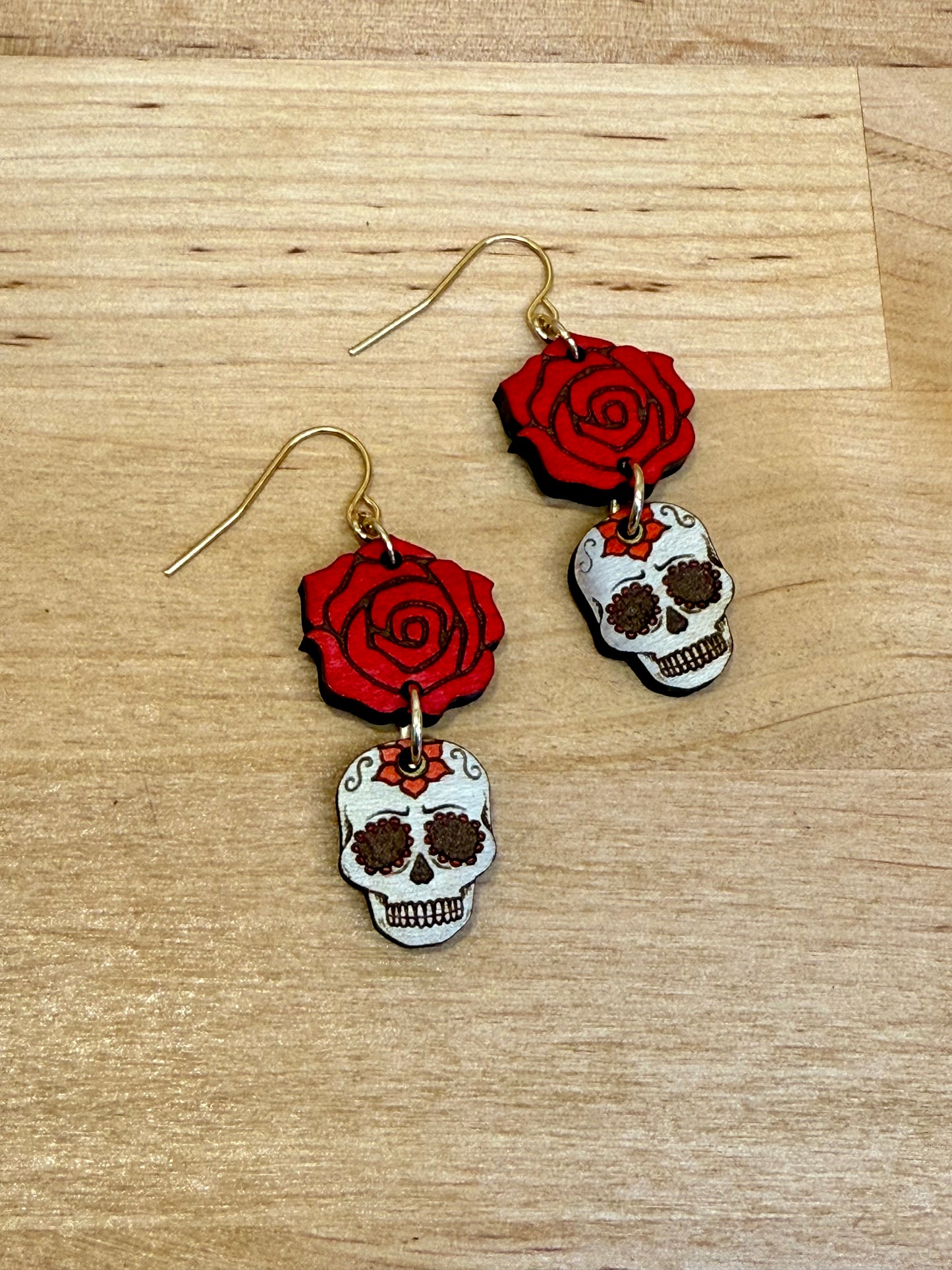 Pendientes de calavera de azúcar