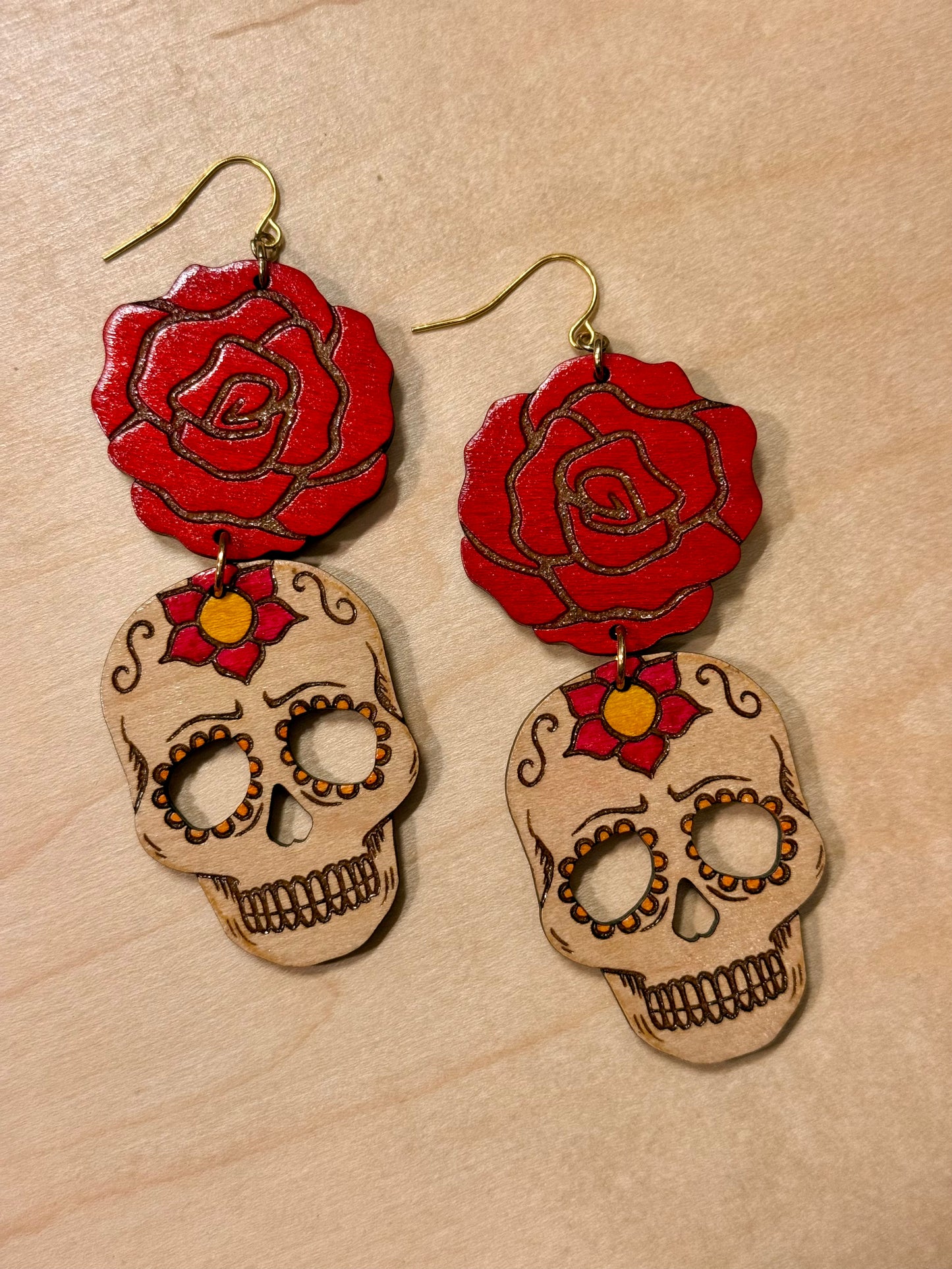 Pendientes de calavera de azúcar